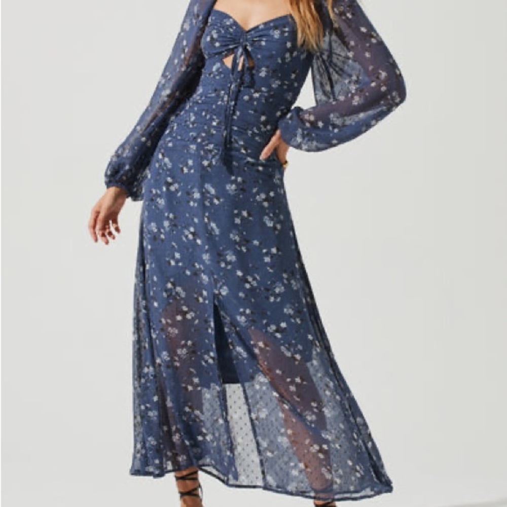 ASTR dress size XL